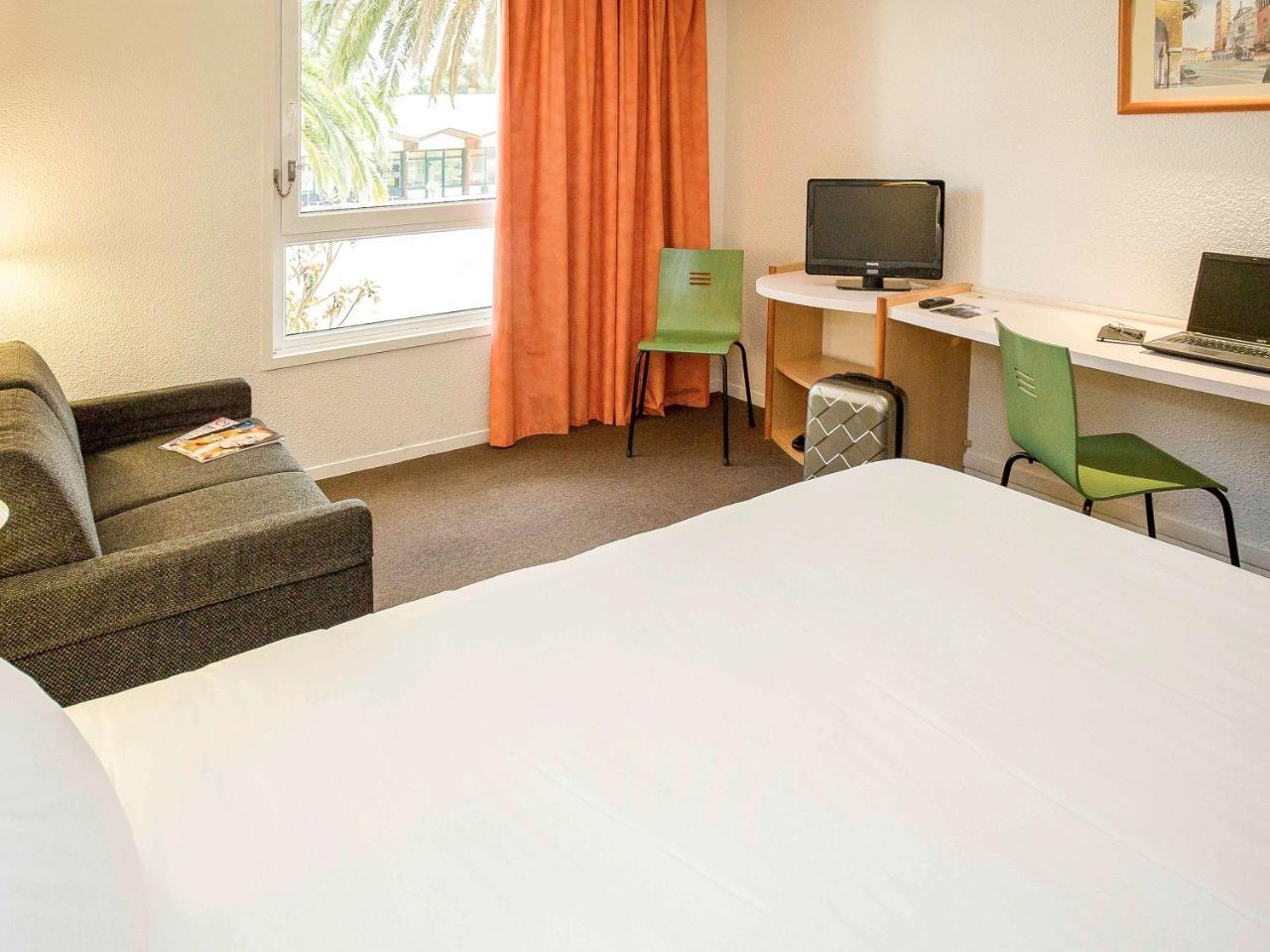 Ibis Perpignan Nord Rivesaltes Hotell Exteriör bild