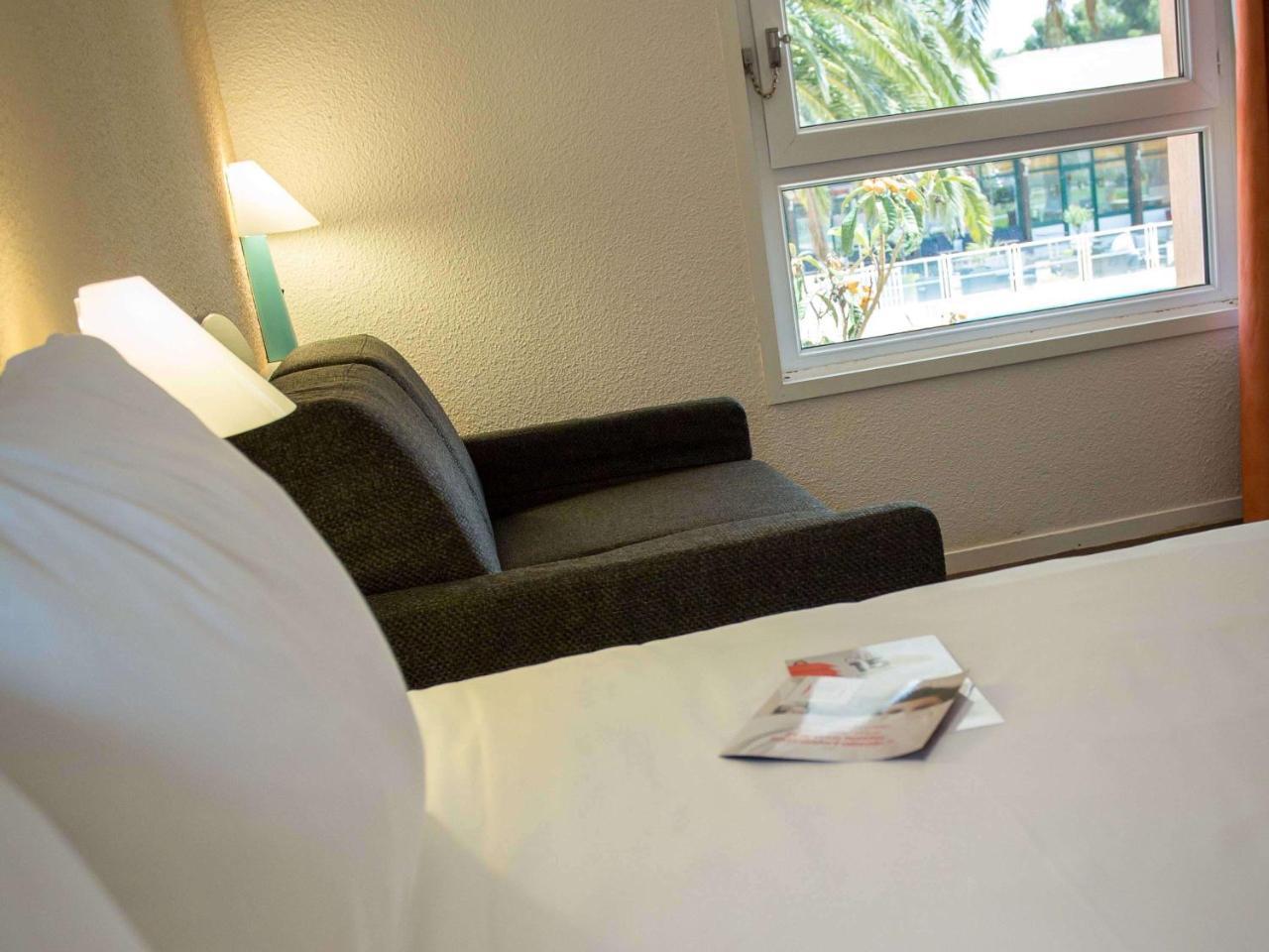 Ibis Perpignan Nord Rivesaltes Hotell Exteriör bild